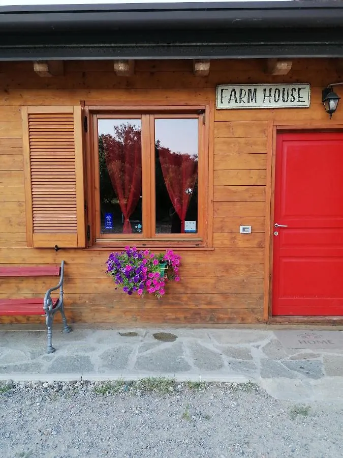 Farm stay Agriturismo Bio Apipoli Montano Lucino